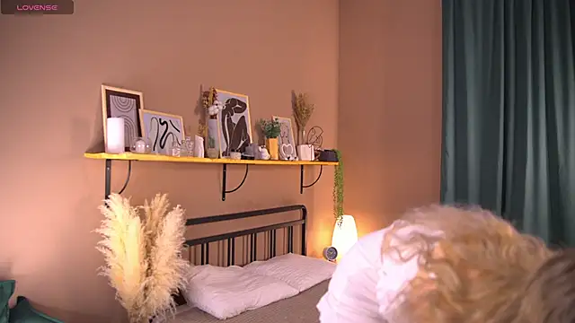 Snapshot of _AlinaBailey chatting on 01-20-25, 08:30 AlinaBailey online show from 01-20-25, 08:30