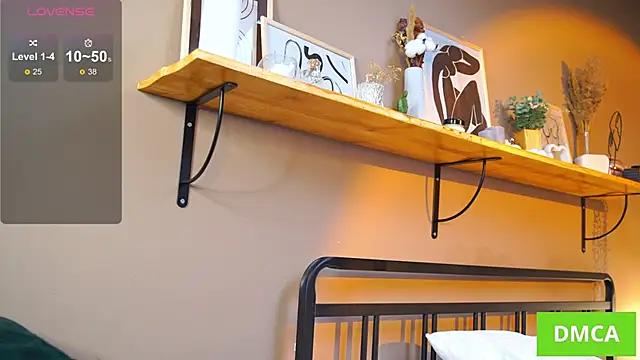 Snapshot of _AlinaBailey chatting on 02-24-25, 11:32 AlinaBailey online show from 02-24-25, 11:32