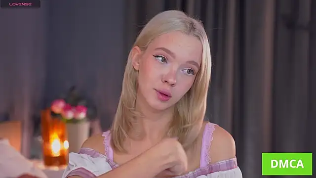 Snapshot of _AlinaBailey chatting on 10-20-25, 08:04 AlinaBailey online show from 10-20-25, 08:04