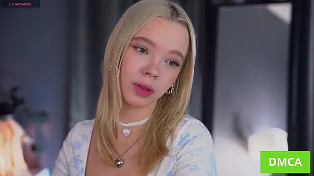 Snapshot of _AlinaBailey chatting on 10-27-25, 07:34 AlinaBailey online show from 10-27-25, 07:34