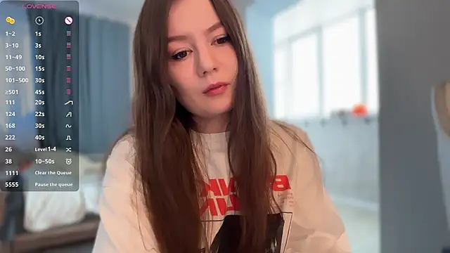 Emy jonesss online show from 10-16-25, 06:47