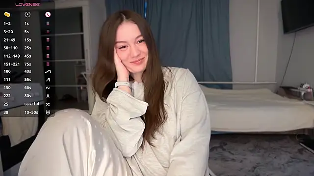 Emy jonesss online show from 11-05-25, 10:15