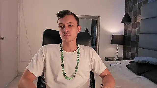 Desmon Clark online show from 03-17-25, 09:13