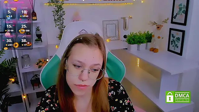 LayriantaVee online show from 02-26-25, 06:58