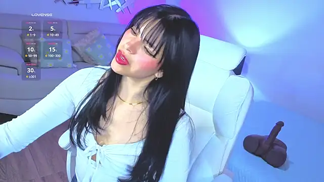 Snapshot of Eliie_Ruizz chatting on 03-03-26, 03:56 Eliie Ruizz online show from 03-03-26, 03:56