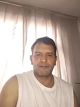 RogueTraveler online show from 03-04-25, 03:37