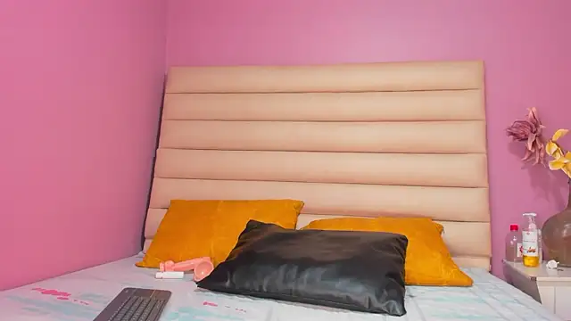 ZaritaLenon online show from 09-10-25, 09:04