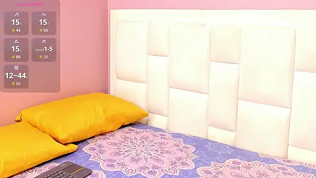 ZaritaLenon online show from 10-04-25, 08:40