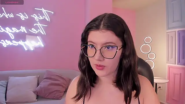 AmberFarrell online show from 02-09-26, 08:13