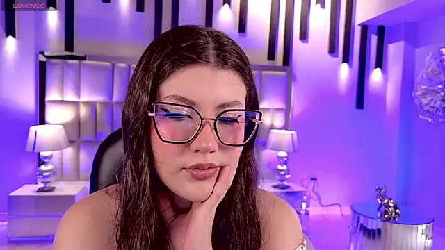 AmberFarrell online show from 05-17-26, 05:53
