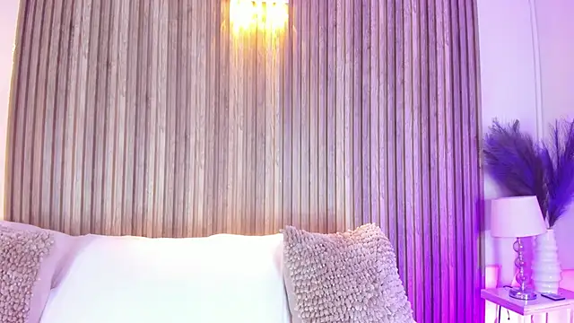 HannaPaola online show from 06-26-26, 10:36