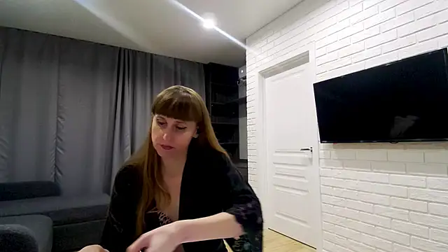 Daniella Lorente online show from 05-05-26, 09:45