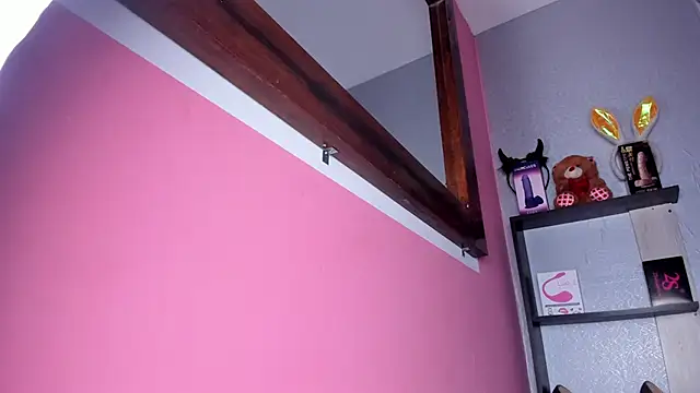 skinnycollins1 online show from 02-08-25, 06:01