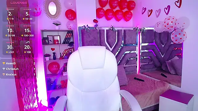 AliceWalker 11 online show from 02-16-25, 02:31