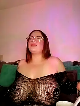 soofy   online show from 12-22-25, 04:20