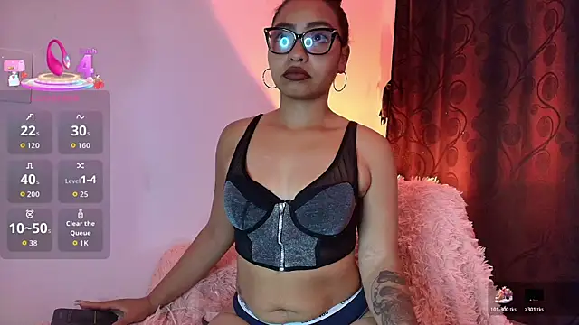 Snapshot of Dailyn_Adams chatting on 03-02-26, 07:09 Dailyn Adams online show from 03-02-26, 07:09