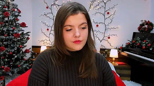 Snapshot of showmeparadise chatting on 12-14-24, 03:15 showmeparadise online show from 12-14-24, 03:15