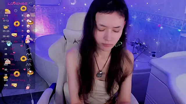 Emily Strikeee online show from 09-18-25, 09:55