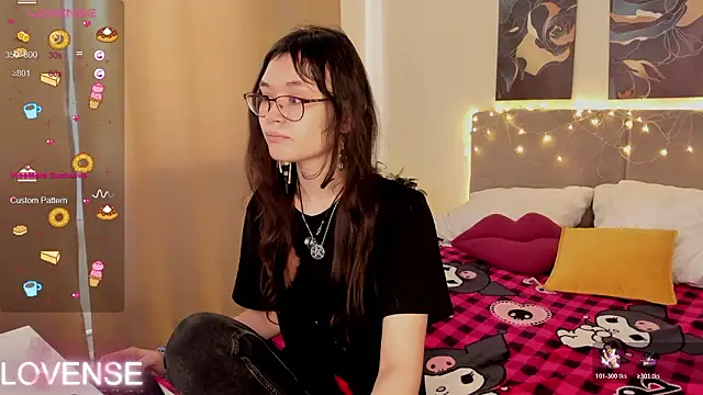 Emily Strikeee online show from 02-25-26, 04:11