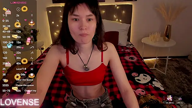 Emily Strikeee online show from 04-15-26, 01:34