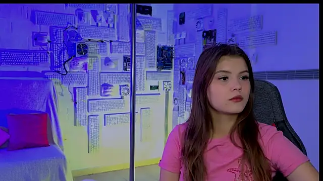 EvaThopson online show from 10-02-25, 10:33