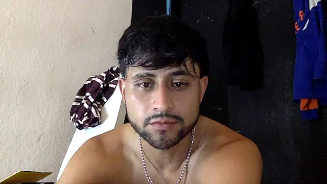 Snapshot of Hxnsovrgon chatting on 06-14-26, 03:19 Hxnsovrgon online show from 06-14-26, 03:19