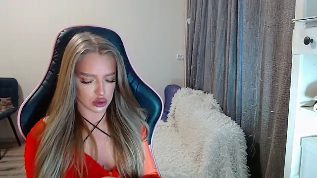 lonely dreamm online show from 01-09-25, 09:48