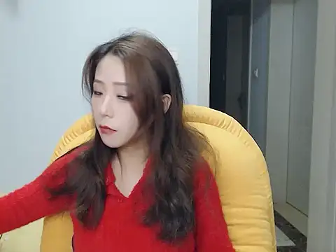 Snapshot of SuSushi728 chatting on 12-25-24, 03:49 SuSushi728 online show from 12-25-24, 03:49