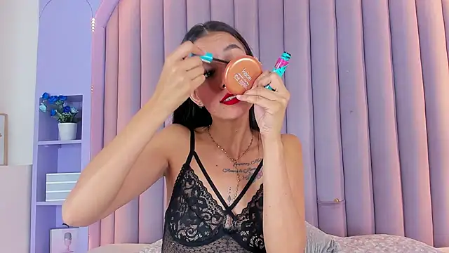 ChanelAdamss  online show from 01-17-25, 07:49