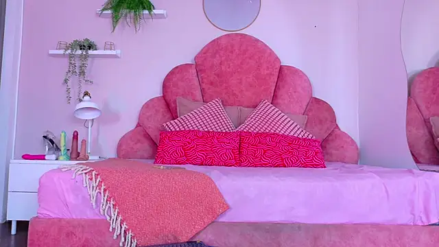 Snapshot of ChanelAdamss_ chatting on 11-28-25, 03:09 ChanelAdamss online show from 11-28-25, 03:09