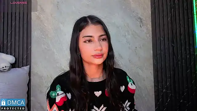 SolBeaumont1 online show from 10-18-25, 05:35