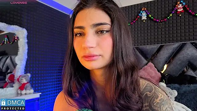 Snapshot of SolBeaumont1 chatting on 12-03-25, 07:01 SolBeaumont1 online show from 12-03-25, 07:01