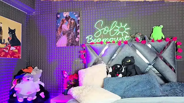 SolBeaumont1 online show from 06-18-26, 07:07