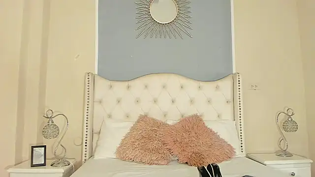 Snapshot of Ambar_Collingg chatting on 03-04-25, 01:28 Ambar Collingg online show from 03-04-25, 01:28