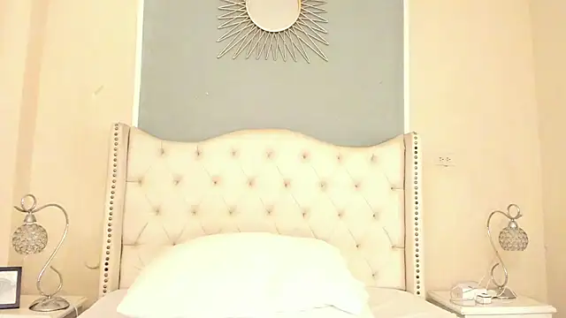 Snapshot of Ambar_Collingg chatting on 03-05-25, 04:57 Ambar Collingg online show from 03-05-25, 04:57