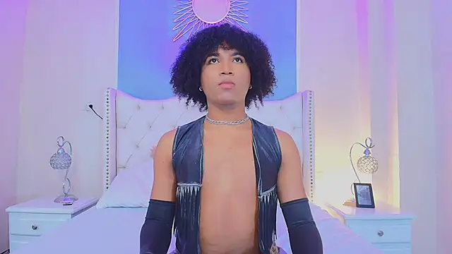 Snapshot of Ambar_Collingg chatting on 10-23-25, 02:16 Ambar Collingg online show from 10-23-25, 02:16