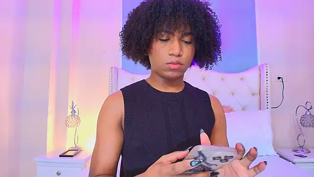 Snapshot of Ambar_Collingg chatting on 11-05-25, 01:22 Ambar Collingg online show from 11-05-25, 01:22