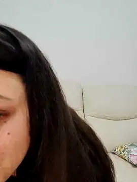 Snapshot of leeya_lee chatting on 01-20-25, 01:18 leeya lee online show from 01-20-25, 01:18