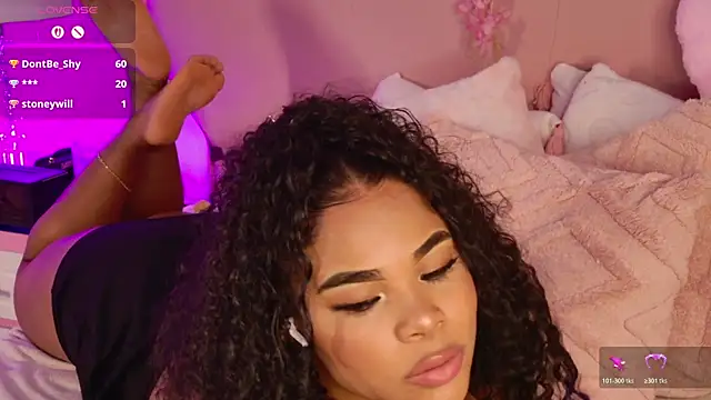 NahiaraReina online show from 04-29-26, 05:30