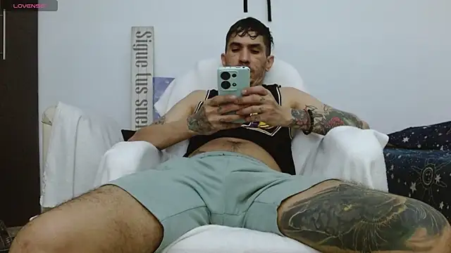 IaDoherty online show from 11-28-25, 07:33