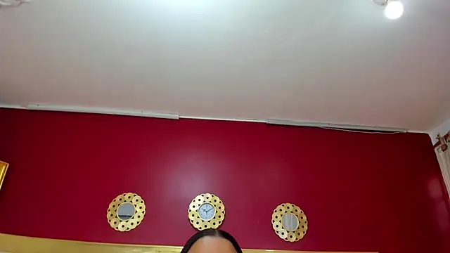 Snapshot of EileenBenzon chatting on 12-10-24, 02:28 EileenBenzon online show from 12-10-24, 02:28