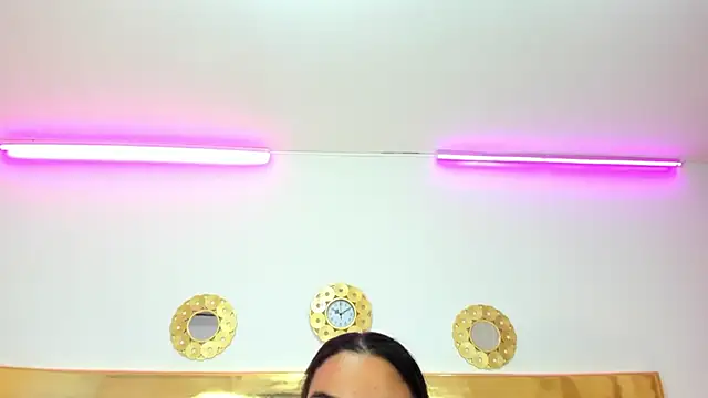 Snapshot of EileenBenzon chatting on 01-29-25, 12:43 EileenBenzon online show from 01-29-25, 12:43