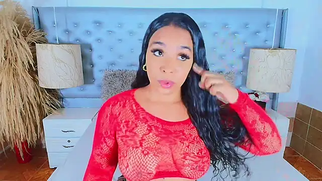 Snapshot of EileenBenzon chatting on 09-10-25, 02:39 EileenBenzon online show from 09-10-25, 02:39