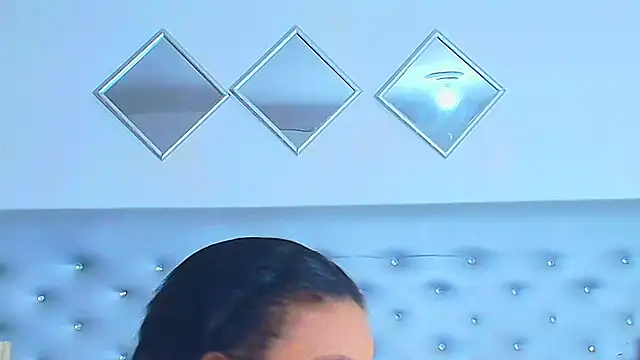 Snapshot of EileenBenzon chatting on 10-22-25, 02:28 EileenBenzon online show from 10-22-25, 02:28