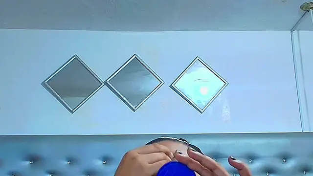 Snapshot of EileenBenzon chatting on 11-06-25, 02:40 EileenBenzon online show from 11-06-25, 02:40