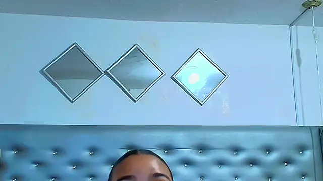 Snapshot of EileenBenzon chatting on 03-10-26, 04:50 EileenBenzon online show from 03-10-26, 04:50