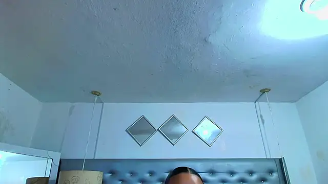 Snapshot of EileenBenzon chatting on 03-20-26, 03:17 EileenBenzon online show from 03-20-26, 03:17