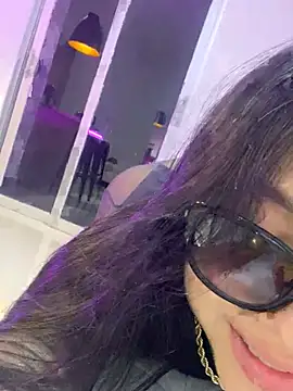 Snapshot of gaby_desire777 chatting on 12-19-24, 03:18 gaby desire777 online show from 12-19-24, 03:18