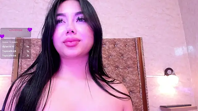Snapshot of gaby_desire777 chatting on 02-14-25, 02:07 gaby desire777 online show from 02-14-25, 02:07