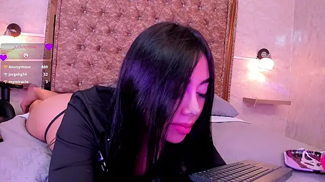 Snapshot of gaby_desire777 chatting on 02-18-25, 06:37 gaby desire777 online show from 02-18-25, 06:37